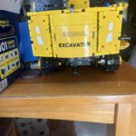 MOULD KING 17070 Liebherr R 9800 Mining Excavator Building Sets - 4,767 PCS photo review